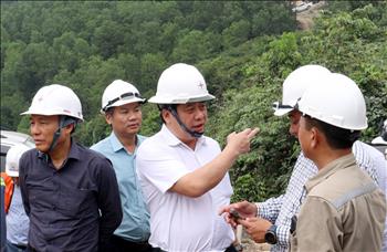 Tổng giám đốc EVN kiểm tra, đốc thúc tiến độ thi công móng cột Đường dây 500kV Quỳnh Lưu – Thanh Hóa