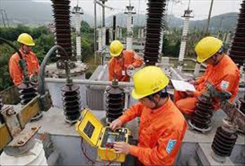 PC Quảng Ninh: Tiếp nhận yêu cầu cấp điện tại trung tâm hành chính công các cấp