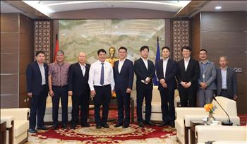 Tổng giám đốc EVN Nguyễn Anh Tuấn làm việc với lãnh đạo cấp cao Tập đoàn Doosan Hàn Quốc  