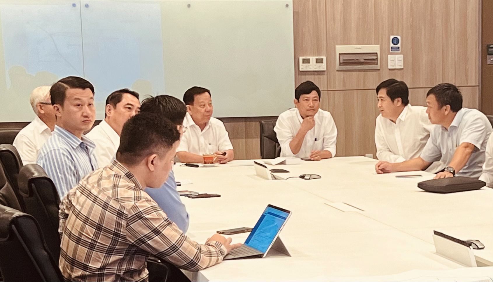 Dự án truyền tải cấp bách đảm bảo điện cho tỉnh Bình Dương cần được khơi thông mặt bằng