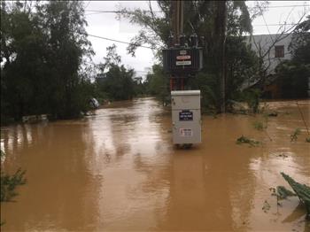 Đà Nẵng ngập lụt lịch sử, Điện lực tạm ngừng cấp điện để đảm bảo an toàn cho người dân
