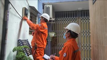 EVNHCMC nỗ lực khắc phục nhanh sự cố, đảm bảo cấp điện cho khách hàng