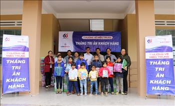 EVNGENCO 3 tặng 80 máy vi tính cho các trường học tỉnh Gia Lai và Kon Tum