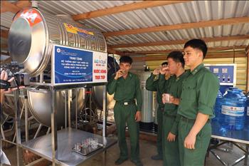 PC Bình Phước tặng công trình nước sạch cho chiến sĩ Đồn biên phòng Đắc Nô 