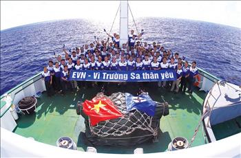 EVN có thành tích xuất sắc trong công tác phối hợp tuyên truyền biển, đảo