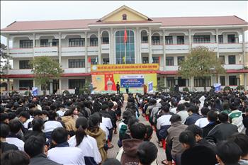 PC Quảng Bình tuyên truyền an toàn, tiết kiệm điện trong trường học