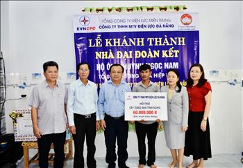 PC Đà Nẵng bàn giao nhà đại đoàn kết cho hộ nghèo