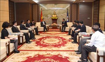 Chủ tịch HĐTV EVN đón tiếp đoàn công tác Tổng công ty Lưới điện quốc gia Trung Quốc