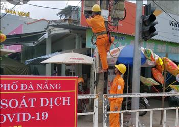 PC Đà Nẵng: Nhanh chóng cấp điện cho các chốt kiểm soát dịch trên địa bàn