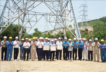 EVNNPT phát động chiến dịch thi đua nước rút “45 ngày đêm hoàn thành các Dự án đường dây 500 kV mạch 3 từ Quảng Trạch đến Phố Nối”