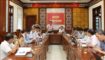 Bàn giải pháp gỡ vướng mặt bằng cho dự án truyền tải nhập khẩu điện Lào tại huyện Nam Giang