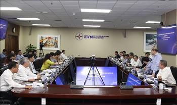 Đoàn giám sát Ủy ban Tài chính - Ngân sách của Quốc hội khóa XV làm việc với Tập đoàn Điện lực Việt Nam