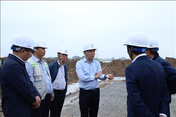 Lãnh đạo EVN kiểm tra công tác thi công đường dây 500kV Nhà máy Nhiệt điện Nam Định 1 – Phố Nối