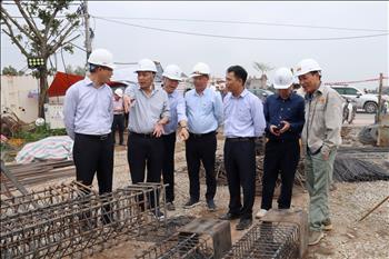 Lãnh đạo EVN kiểm tra "thúc"  tiến độ các Dự án Đường dây 500kV mạch 3 trên địa bàn tỉnh Thái Bình, Nam Định
