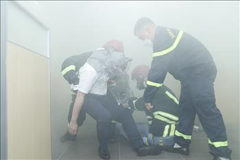 Diễn tập phòng cháy chữa cháy và cứu nạn cứu hộ tại tòa nhà EVN - năm 2022
