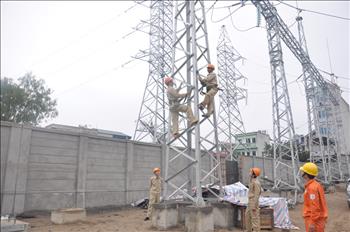 EVNHANOI: Ra quân đầu năm trên công trường dự án nâng công suất TBA 110 kV Tía