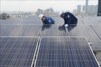 EVNHCMC: Hoàn thành 16 công trình điện mặt trời lắp mái