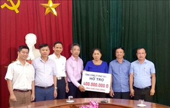 EVNGENCO 1 ủng hộ đồng bào bị lũ lụt miền Tây Nghệ An 500 triệu đồng