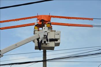 PC Phú Yên khai trương sửa chữa điện hotline trên lưới điện 22 kV 