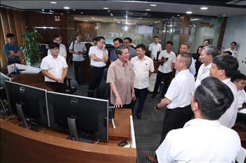 Chùm ảnh: Đoàn giám sát của Quốc hội thăm Trung tâm Điều độ Hệ thống điện Quốc gia 