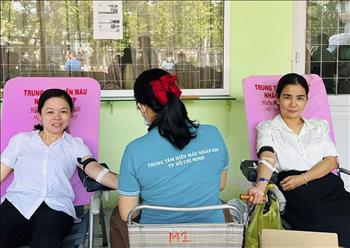 Đoàn Trường CĐ Điện lực TP.HCM phối hợp tổ chức ngày hội hiến máu