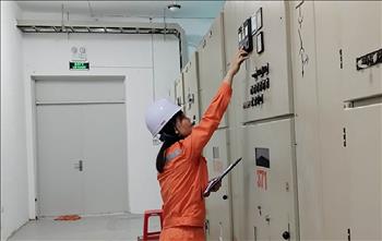 Việt Nam cần phụ nữ trong lĩnh vực năng lượng tái tạo hơn bao giờ hết