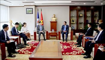 Chủ tịch HĐTV EVN tiếp Đại sứ đặc mệnh toàn quyền Hàn Quốc tại Việt Nam