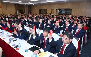 Đại hội Đại biểu Đảng bộ Tập đoàn Điện lực Việt Nam lần thứ III (Nhiệm kỳ 2020 - 2025) diễn ra thành công tốt đẹp