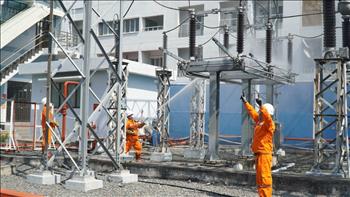 UBND TP.HCM yêu cầu các tổ chức, cá nhân tiết kiệm điện