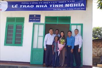 EVNSPC trao 4 ngôi nhà tình nghĩa, tình thương tại Lâm Đồng