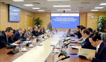 Tập đoàn Điện lực Việt Nam sẽ tiếp tục phối hợp chặt chẽ với Hội Điện lực Việt Nam trong các hoạt động chung