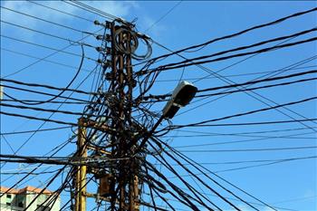 Khủng hoảng năng lượng: Lebanon sập lưới điện quốc gia