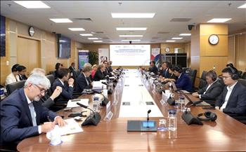 Tổng giám đốc Cơ quan Phát triển Pháp (AFD) thăm và làm việc với Tập đoàn Điện lực Việt Nam (EVN)