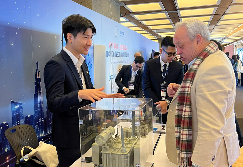 Tổng công ty Thiết bị điện Đông Anh giới thiệu máy biến áp 500kV tại Tech Connect Forum, Australia
