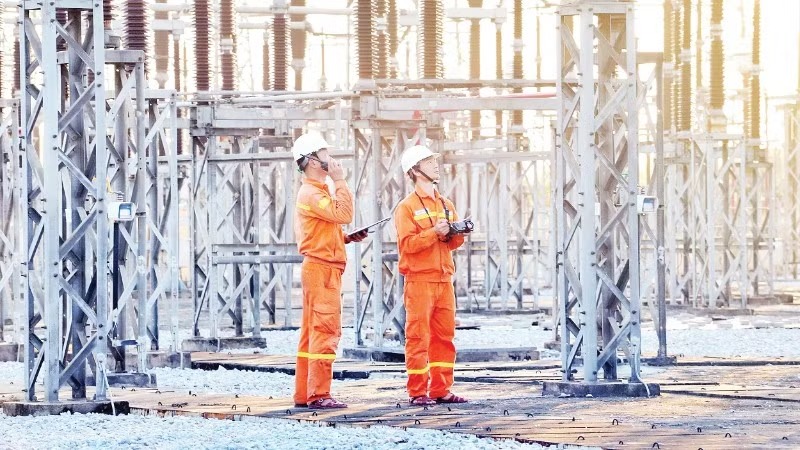 Bảo đảm cung ứng điện trong những ngày phụ tải lập đỉnh