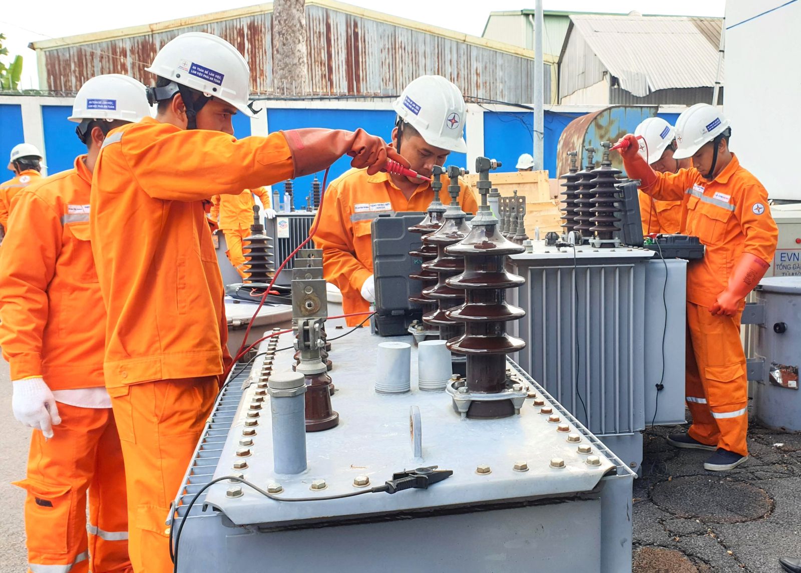 Quốc khánh 2/9: Tổng công ty Điện lực TP.HCM sẵn sàng cấp điện an toàn, ổn định