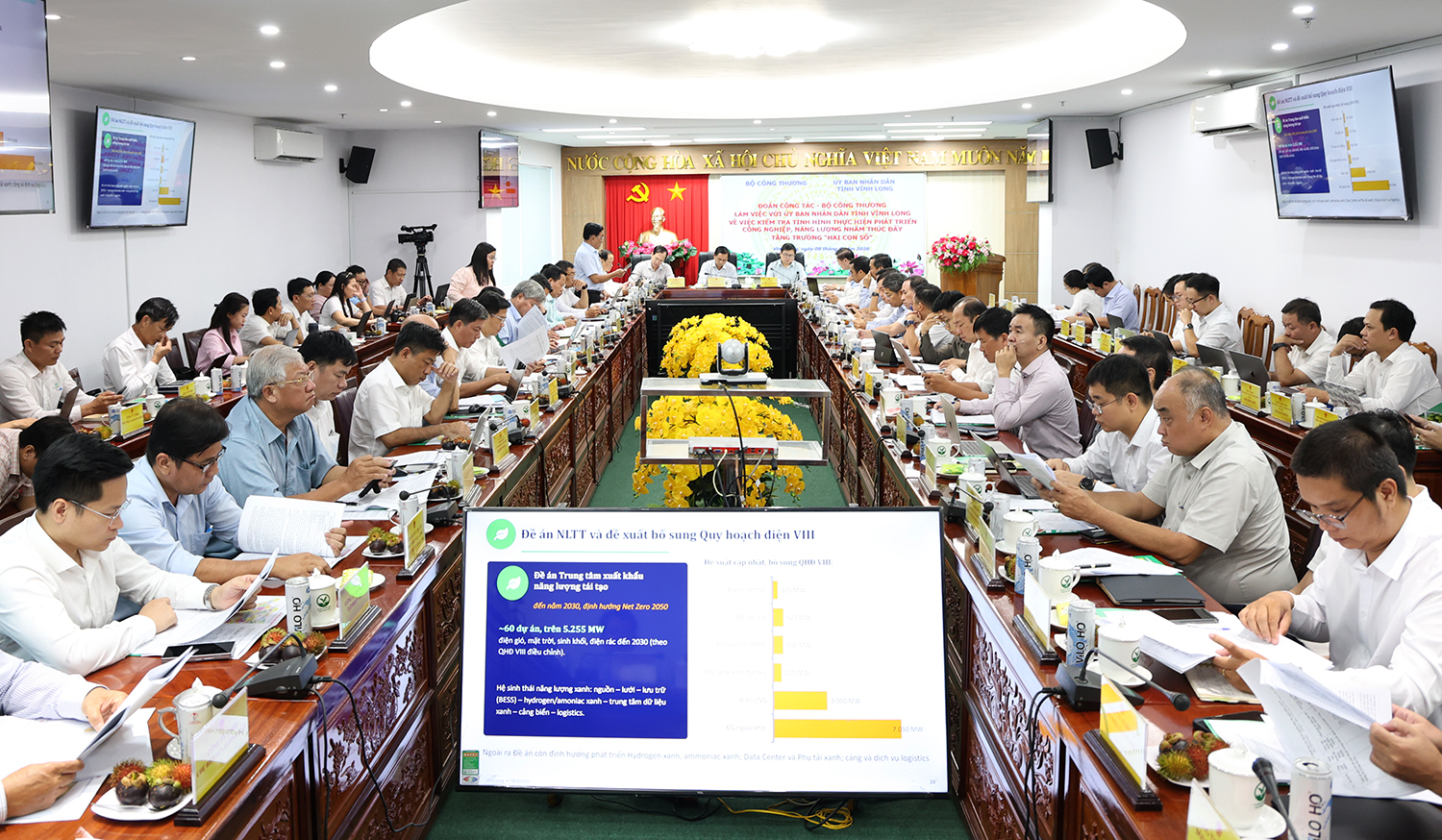 Phát triển hạ tầng điện phục vụ mục tiêu tăng trưởng hai con số của Vĩnh Long